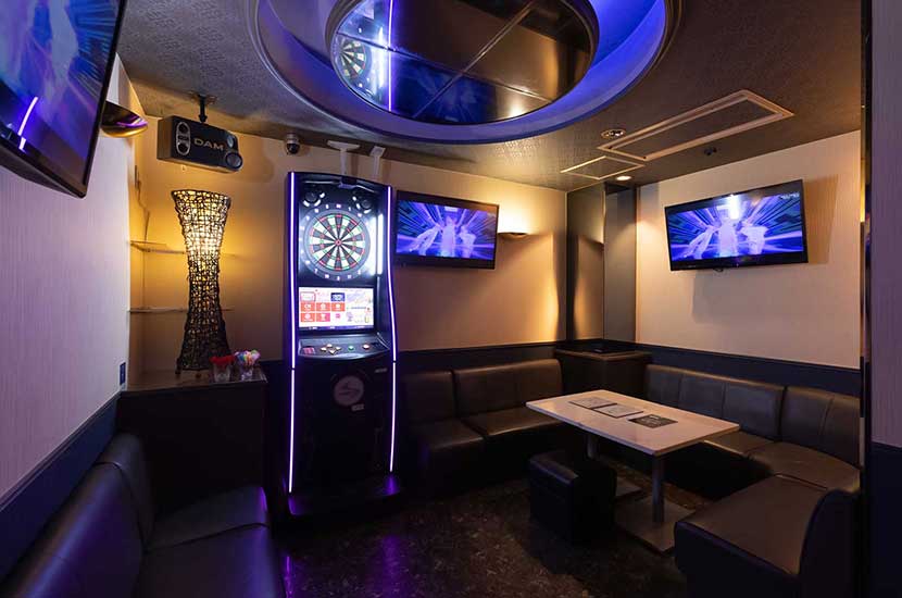 Base Darts Bar